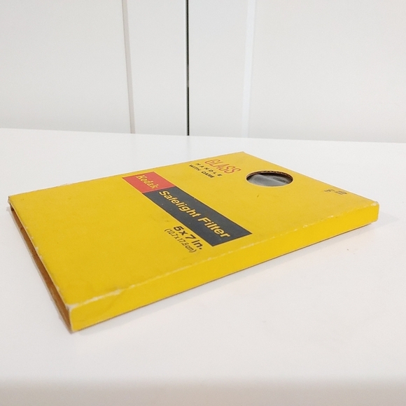 Kodak safe light filter 5x7 for dark room film photography - Picture 4 of 5